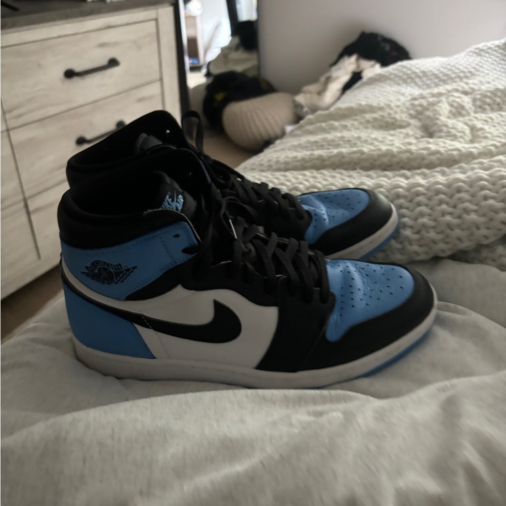 Jordan 1 UNC Toe